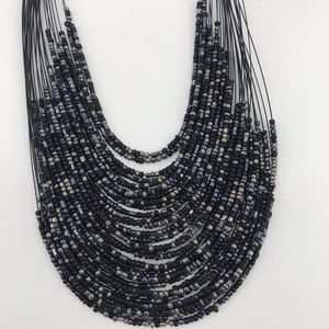 Beaded necklace black & silver